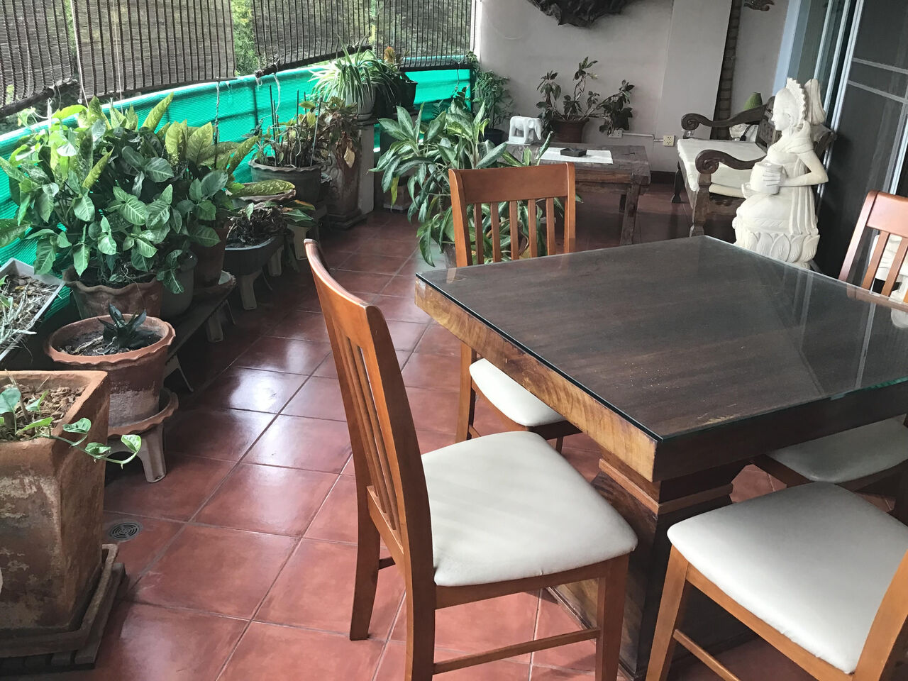 Bangkok, Real Estate For Sale, THB 8900000,  2 BR,  203 Sq. Meter,  Executive Residence IV  203 Sqm Luxury Condo At Discounted Price