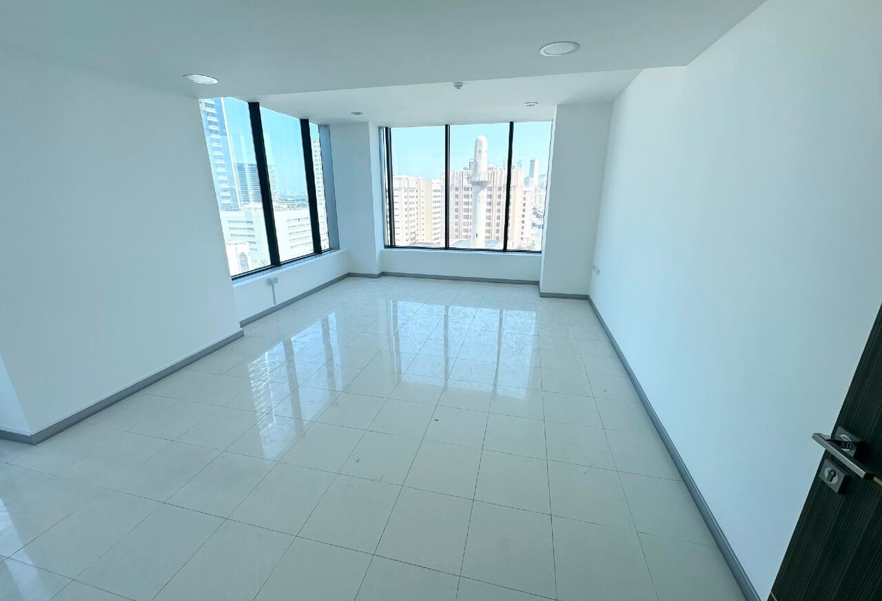 Diplomatic Area, Offices, BHD 600,  SEA & CITY VIEW| BALCONY| PRIME AREA| MAINTENANCE