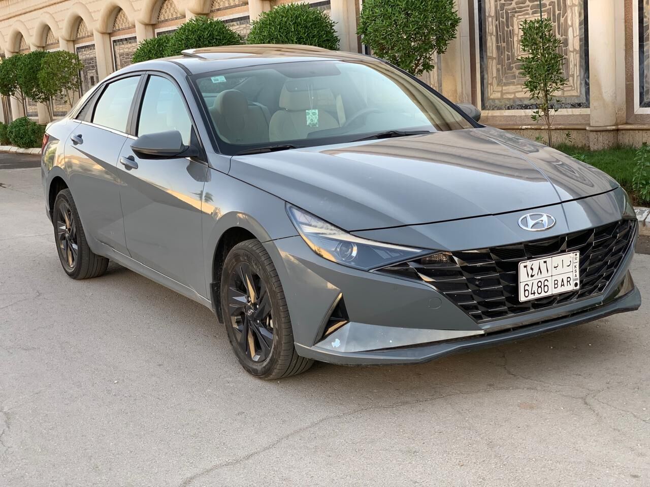 Riyadh, Vehicles, Cars & Trucks , HYUNDAI ELANTRA SE 2.0,,  2022,  Automatic,  88000 KM,  T SMART FULL OPTION SUNROOF4PUSH START B