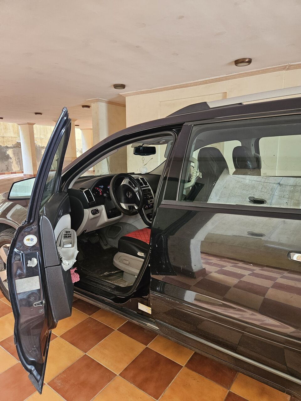 Mushrefah, Vehicles, Cars & Trucks , SAR 23500,  Gmc Acadia,  2010,  Automatic,  182000 KM,  I Wanna Sell My  . Front 2 Tyre New ,chanded A Week Ago. Fahas Istamra Valid