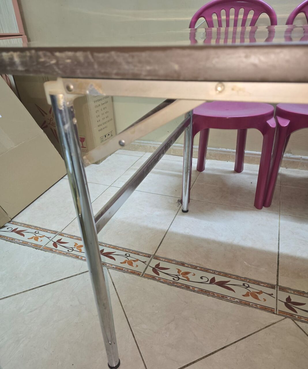 Makkah, Household Items, SAR 400,  Geyser And Dining Table