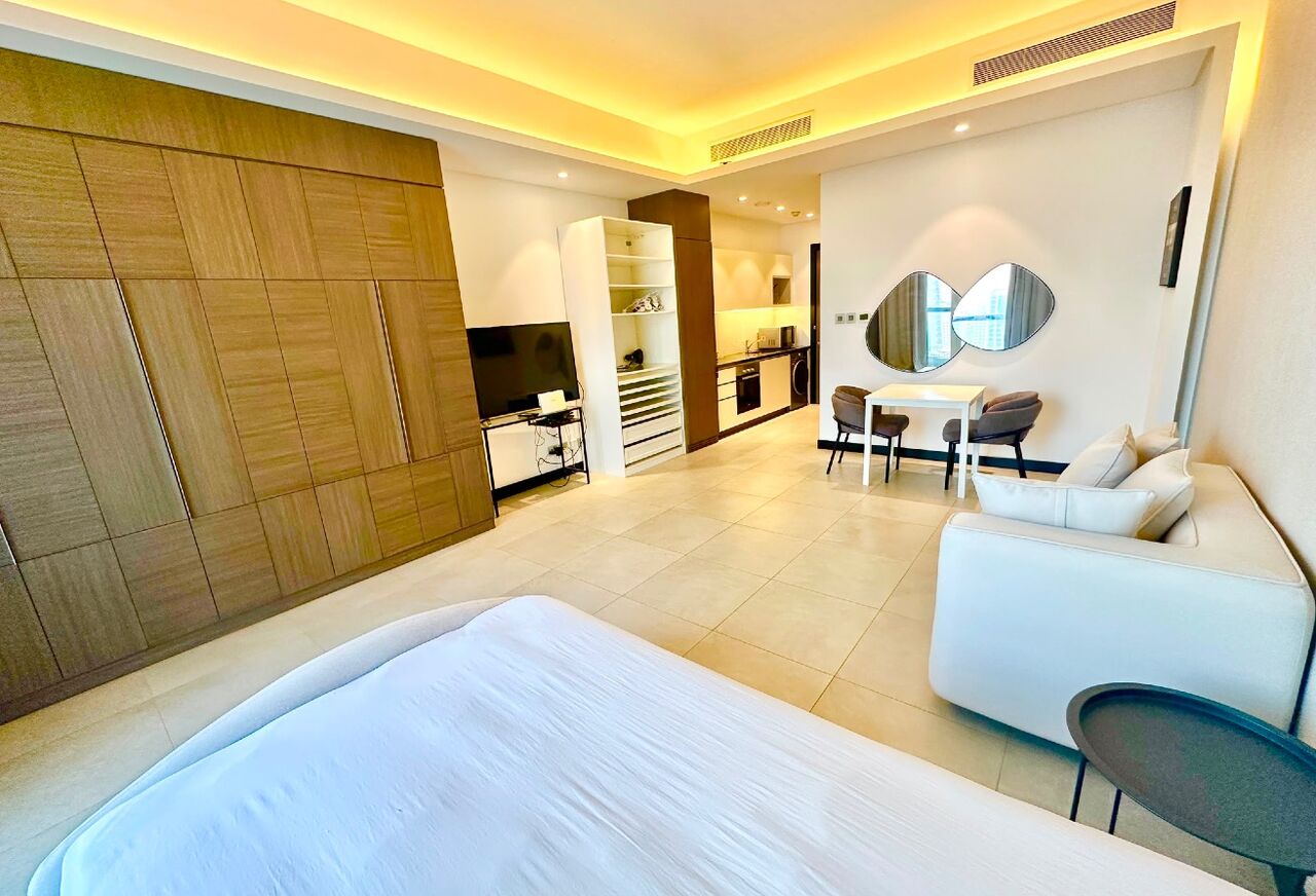 Juffair, Apartments, Flats, Houses & Villas, BHD 300/month,  Studio,  STUDIO FLAT | FULLY FURNISHED | 5-STAR FACILITY |