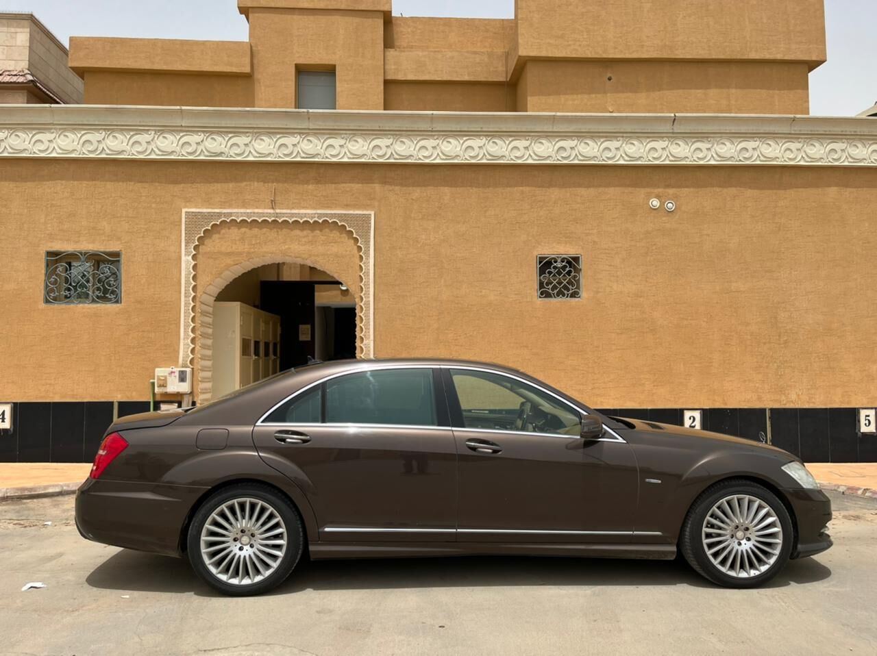 Riyadh, Vehicles, Cars & Trucks , SAR 59000,  Mercedes S350,  2012,  Automatic,  334000 KM,  Mercedes-Benz S350  Blue Efficiency &ndash; Excellent Condition | Riyadh