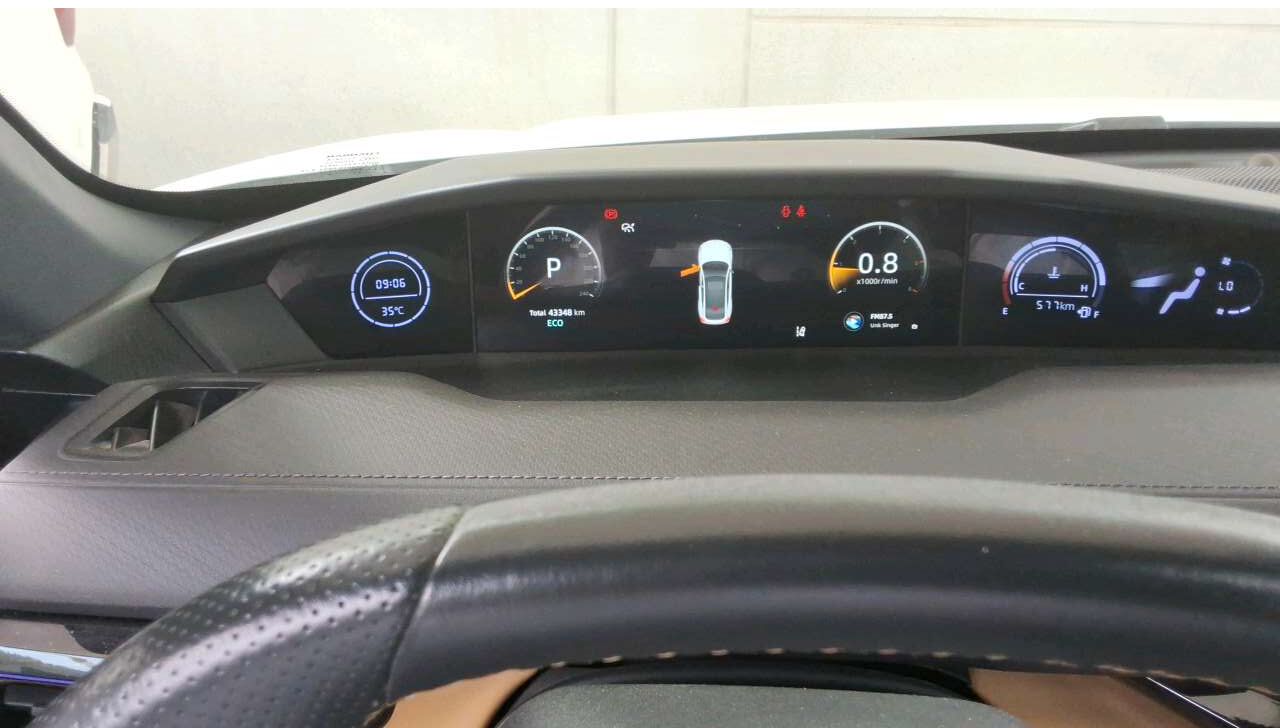 Al Malaz, Vehicles, Cars & Trucks , Changan Uni V,  2025,  Automatic,  50000 KM,  Free Lease Transfer