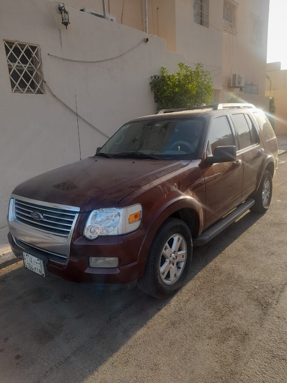 Riyadh, Vehicles, Cars & Trucks , SAR 16000,  Ford Explorer,  2010,  Automatic,  242 KM,  ,  SAR.16K