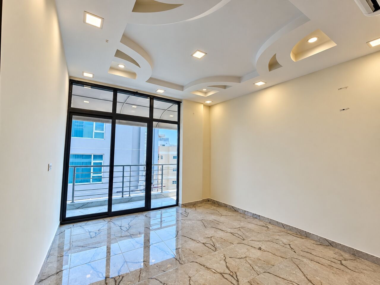 Hidd, Apartments, Flats, Houses & Villas, BHD 300/year,  3 BR,  Al Hidd City/High-end Apartment For Rent Half Furnished