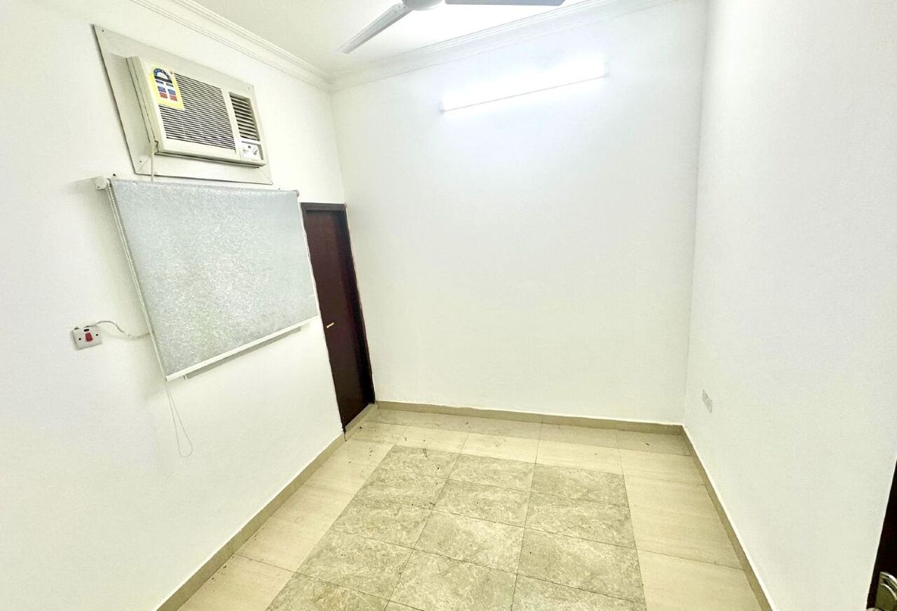 Hoora, Apartments, Flats, Houses & Villas, BHD 180/month,  2 BR,  AFFORDABLE 2BHK FLAT | PRIME LOCATION | HOORA