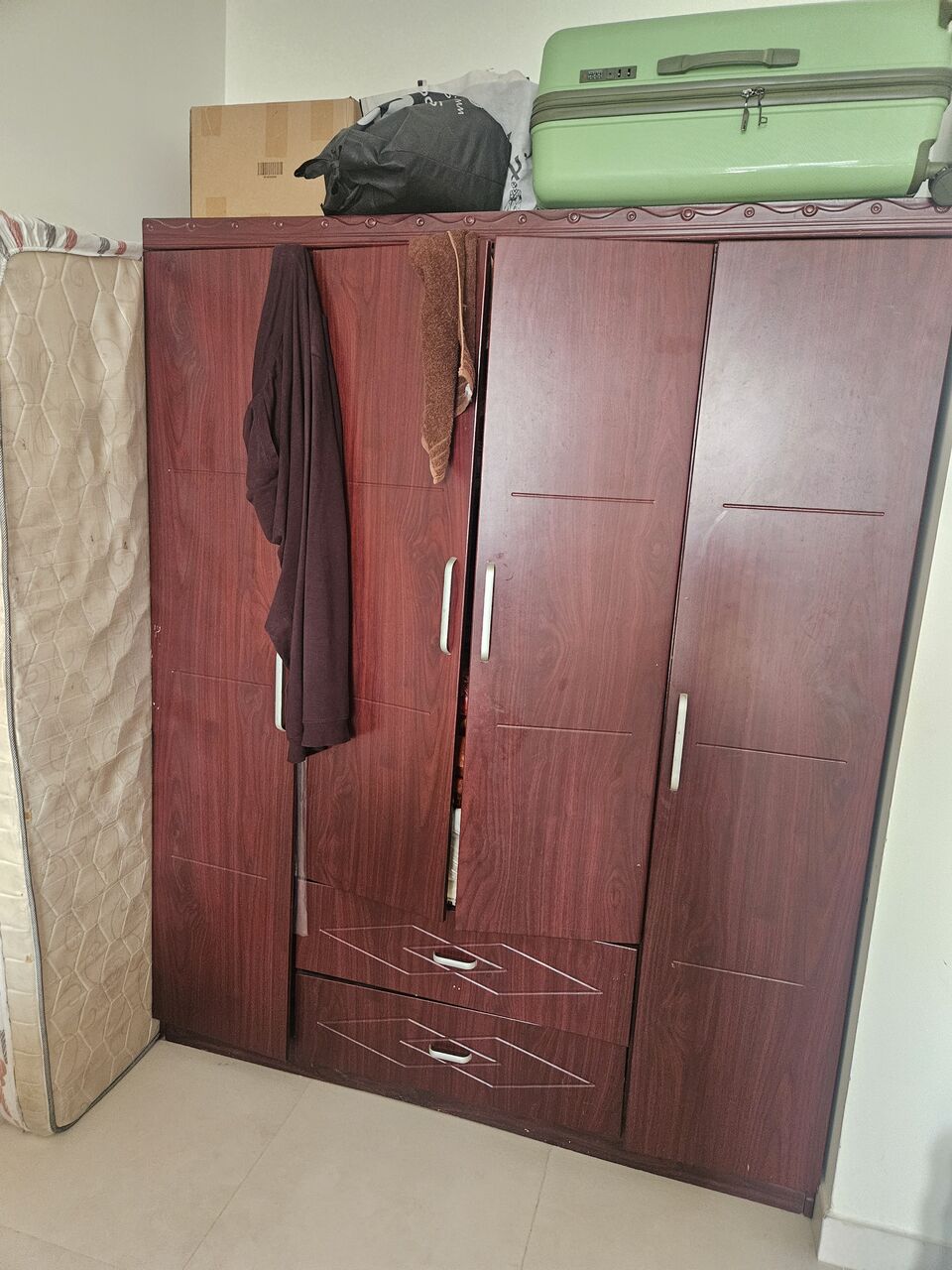 Manama, Furniture, BHD 15,  Furniture