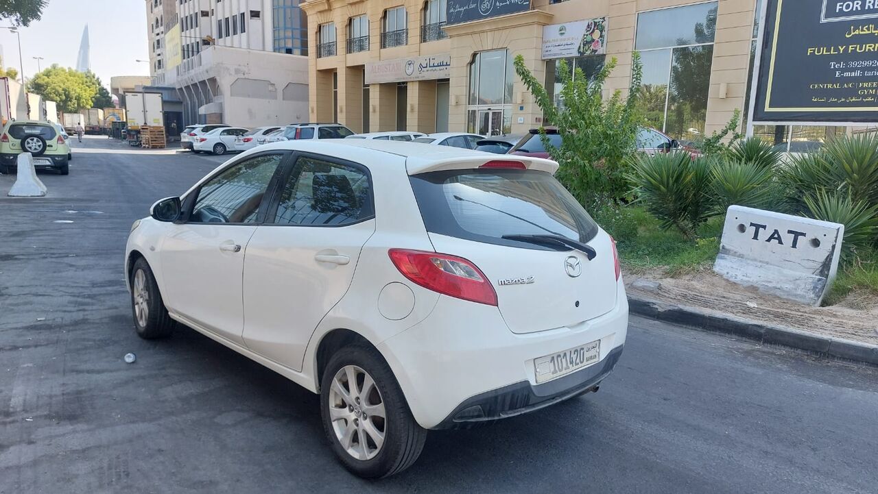 Manama, Vehicles, Cars & Trucks , BHD 1500,  Mazda 2 Hatch Back Very Good Condation,  2011,  Automatic,  280000 KM,