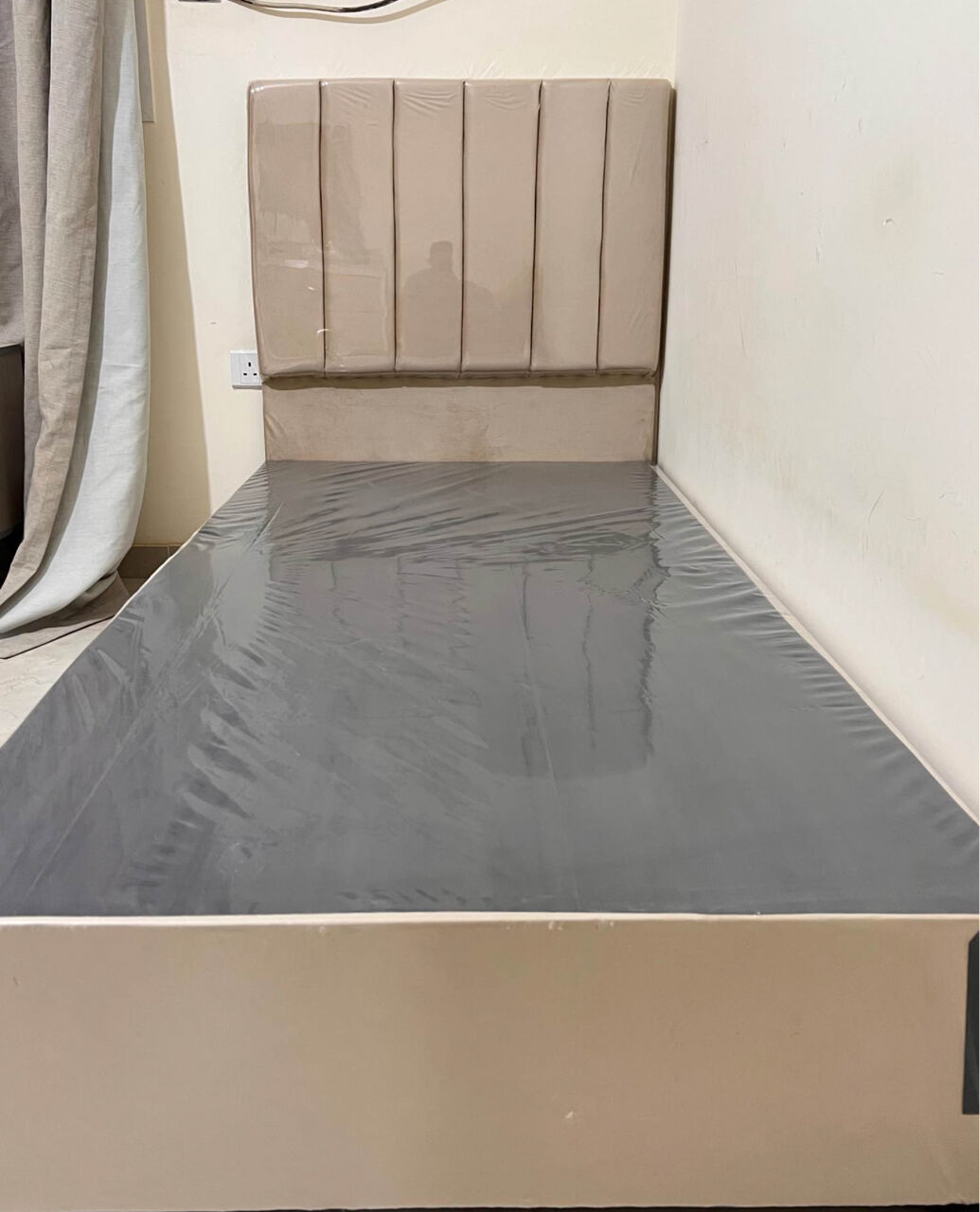 Jeddah, Furniture, SAR 1,  سرير نفر واحد  موجود ،  مقاس  ٩٠*١٩٠
