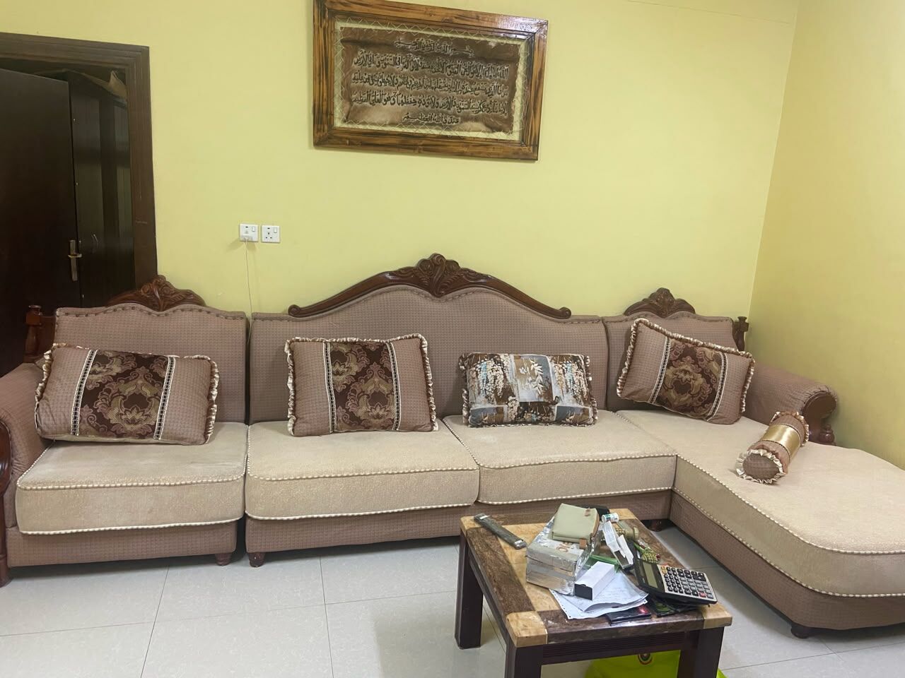 Riyadh, Household Items, SAR 1,  Sofa Set For Sale