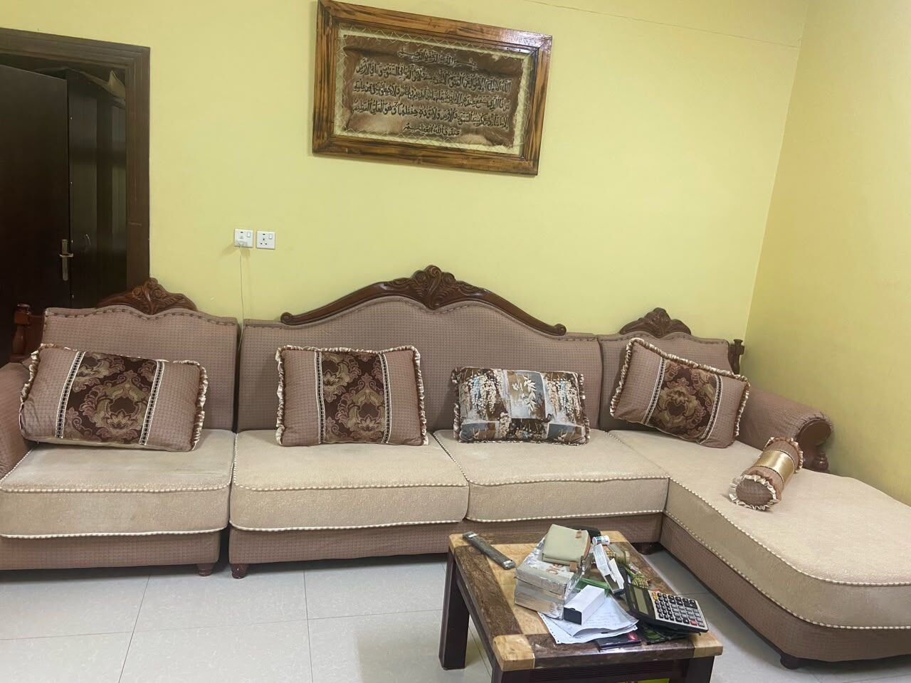 Riyadh, Household Items, SAR 1,  Sofa Set For Sale
