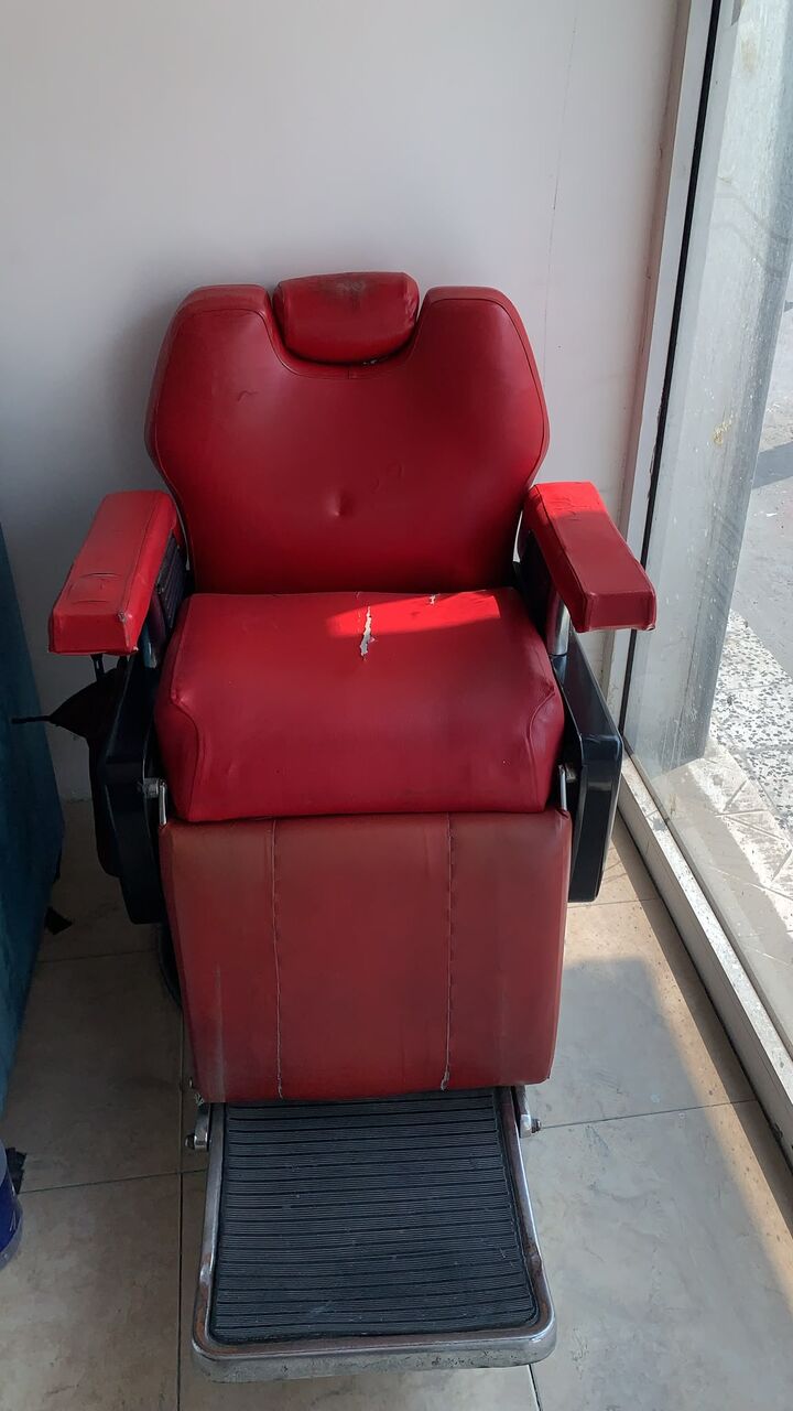 Manama, Health & Beauty Items, BHD 550,  Full Men Salon Equipment