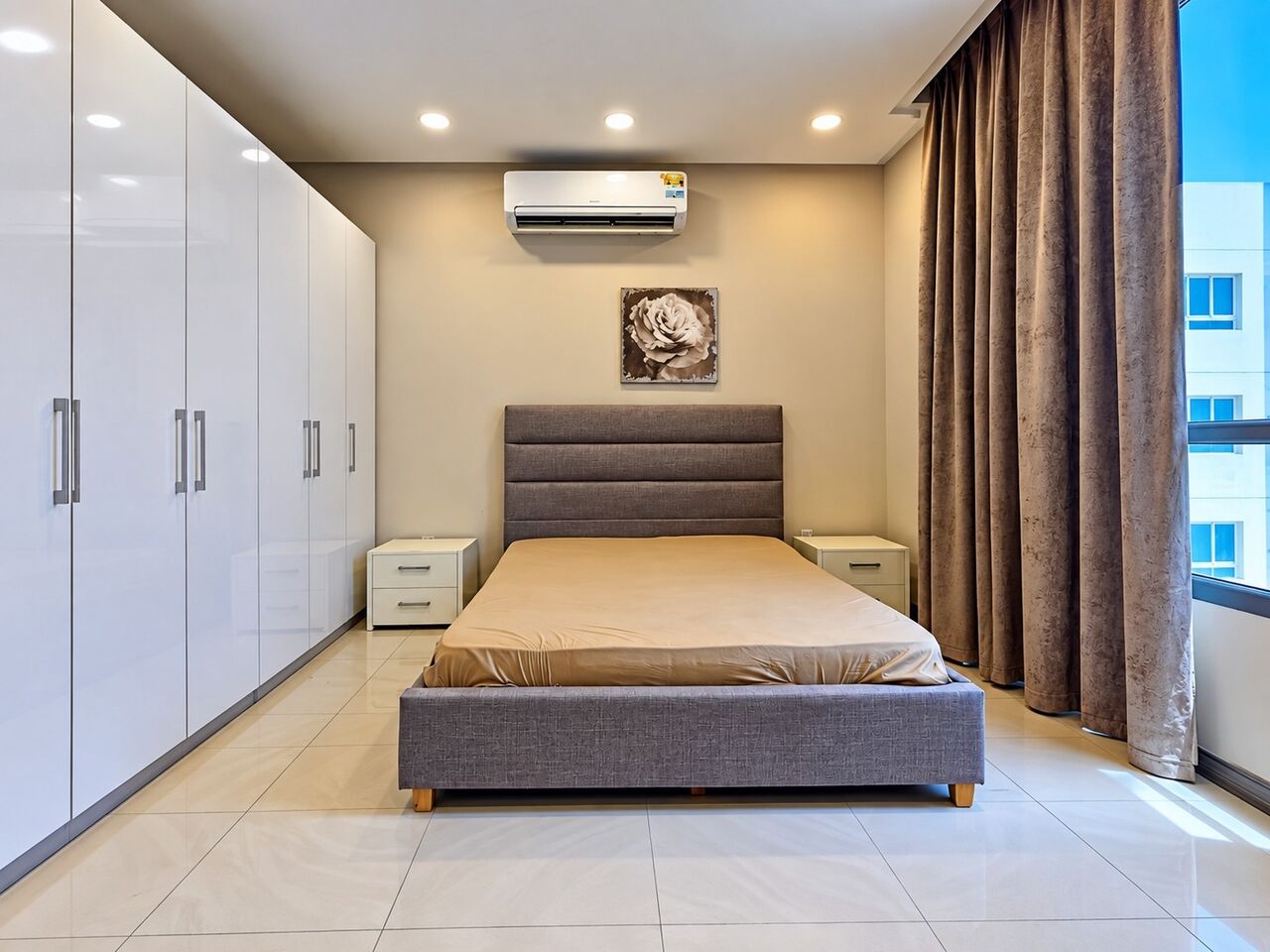 Hidd, Apartments, Flats, Houses & Villas, BHD 260/year,  1 BR,  Al Hidd City/High-end Apartment For Rent Furnished Fully Including Electricity Within The