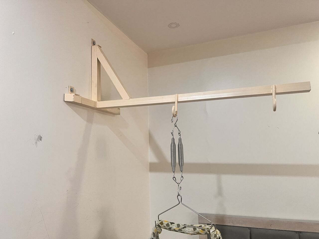 Riyadh, Clothing & Accessories, SAR 275,  Infant Swing And Wall Rod Stand