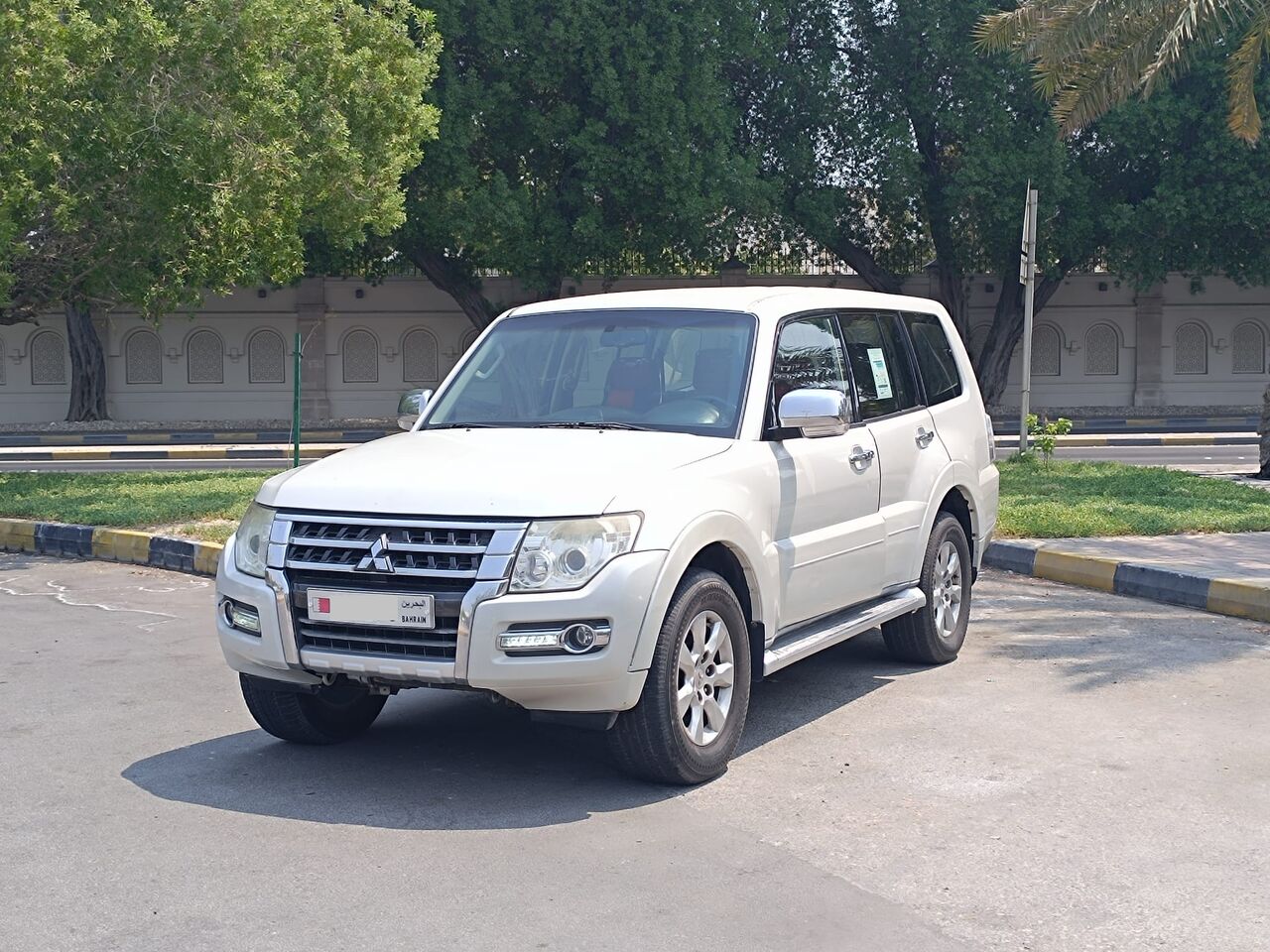 Manama, Vehicles, Cars & Trucks , BHD 4300,  Mitsubishi Pajero,  2018,  Automatic,  113000 KM,