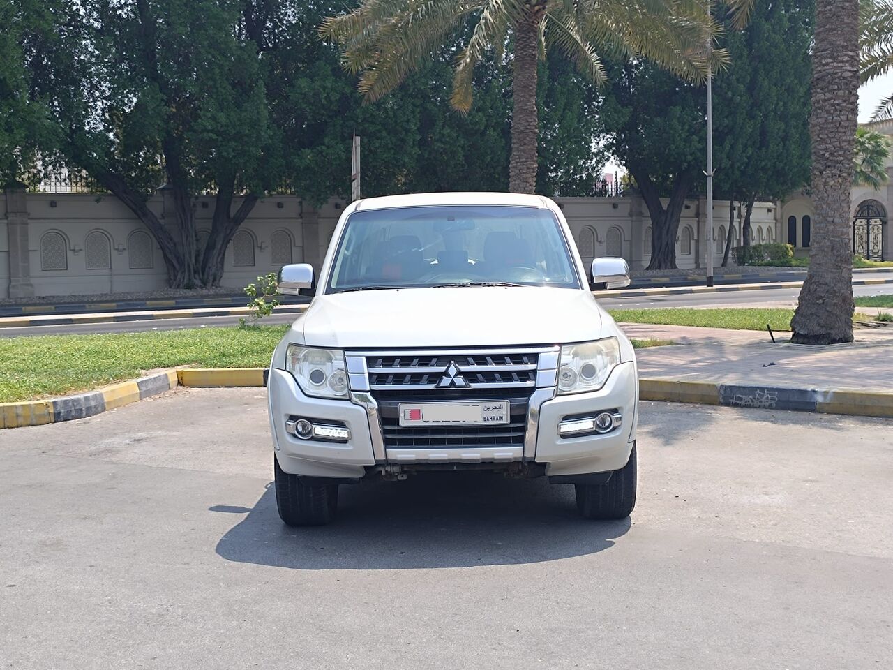 Manama, Vehicles, Cars & Trucks , BHD 4300,  Mitsubishi Pajero,  2018,  Automatic,  113000 KM,