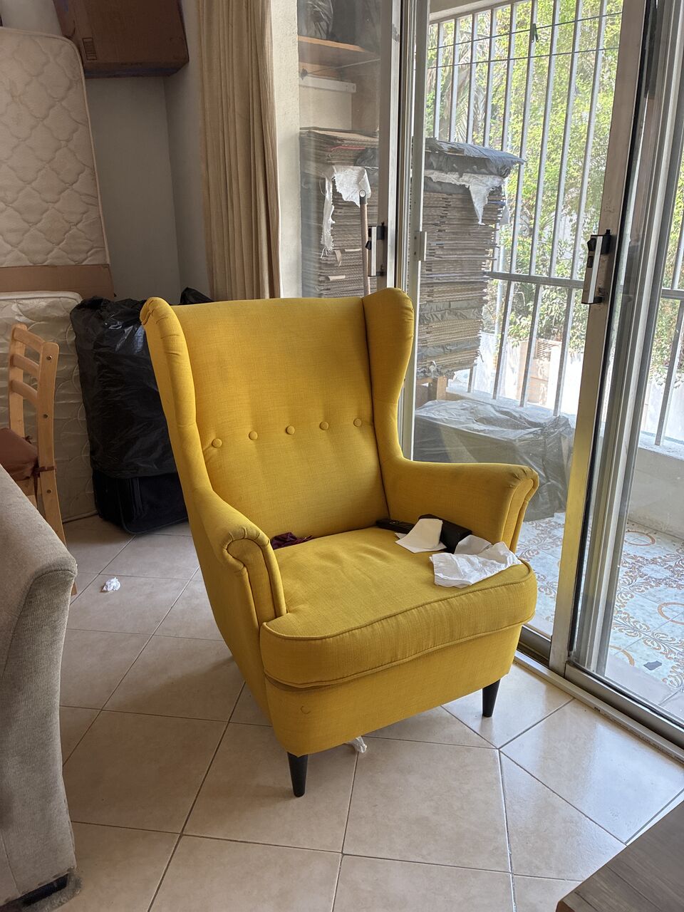 Zinj, Furniture, House Hold Items