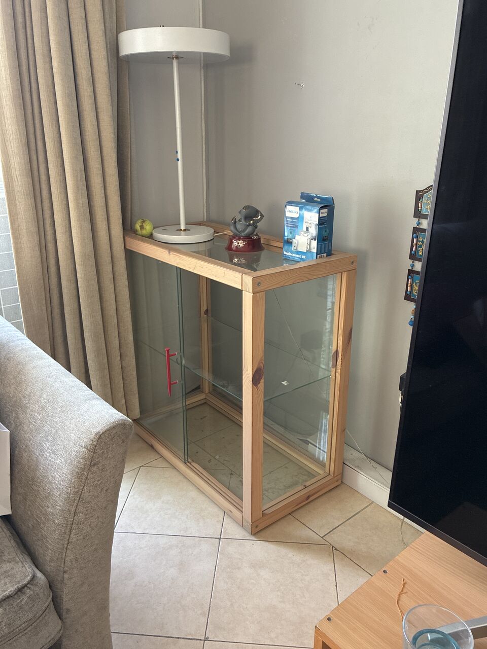 Zinj, Furniture, House Hold Items