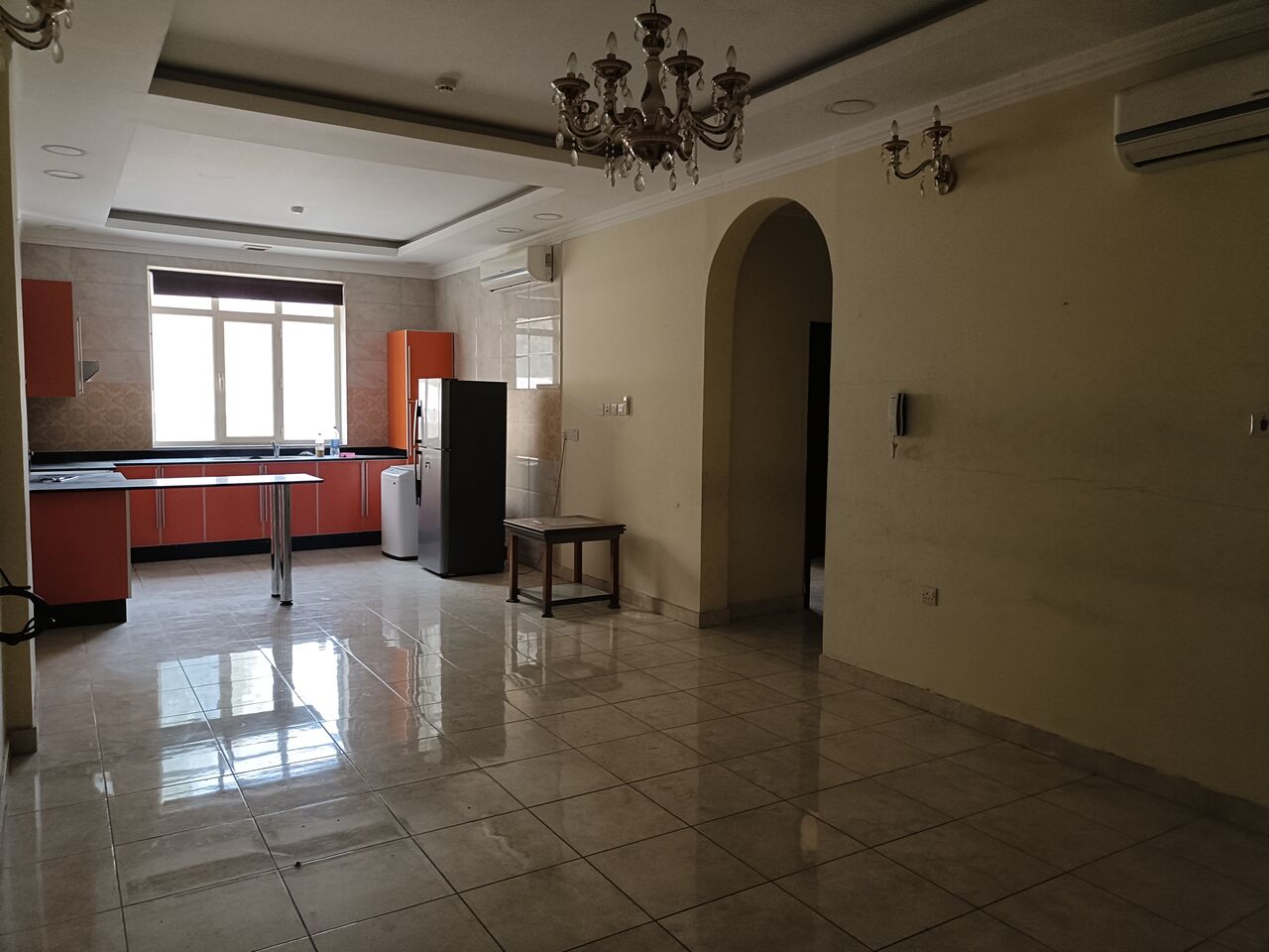 Mahooz, Apartments, Flats, Houses & Villas, BHD 190/month,  2 BR,  130 Sq. Meter,  Semi Furnished 2bhk Without Ewa