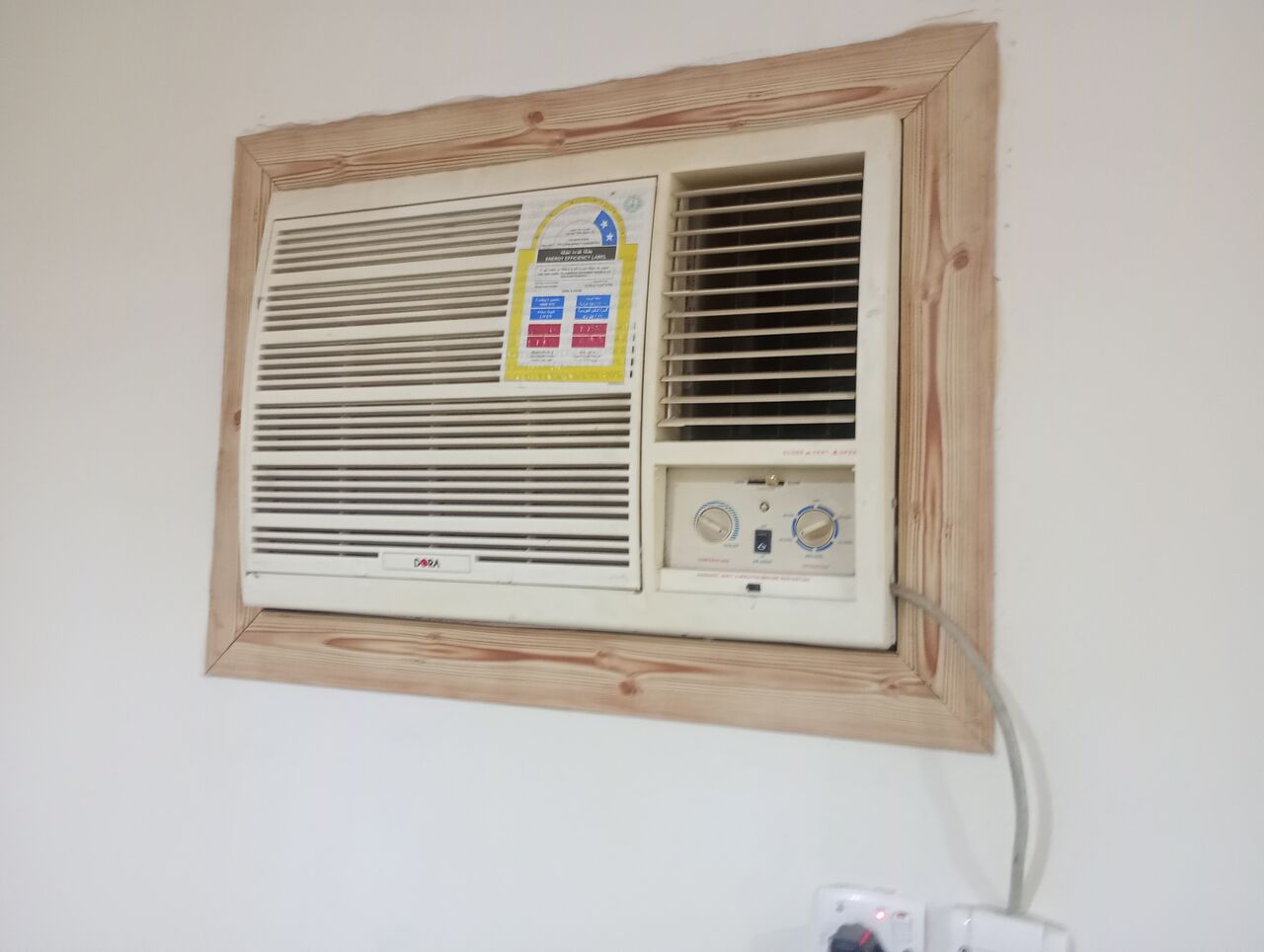 Riyadh, Air Conditioners, SAR 600,  Air Conditioner For Sale In Madina