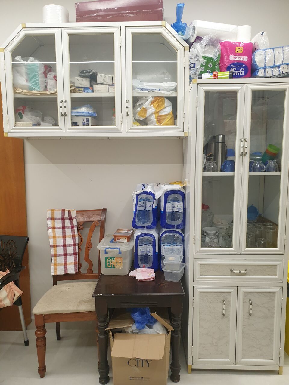 Al Jubail Al Balad, Household Items, SAR 1000,  Kitchen Cabinet, SACO Beach Chair, Ironing Table