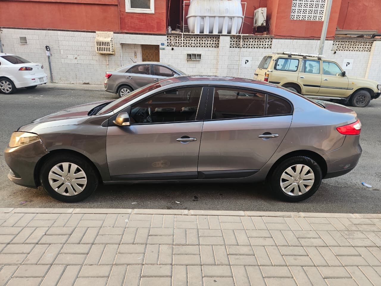 Jeddah, Vehicles, Cars & Trucks , SAR 15000,  Renault Fluence,  2017,  Automatic,  214393 KM,  🚗 For Sale