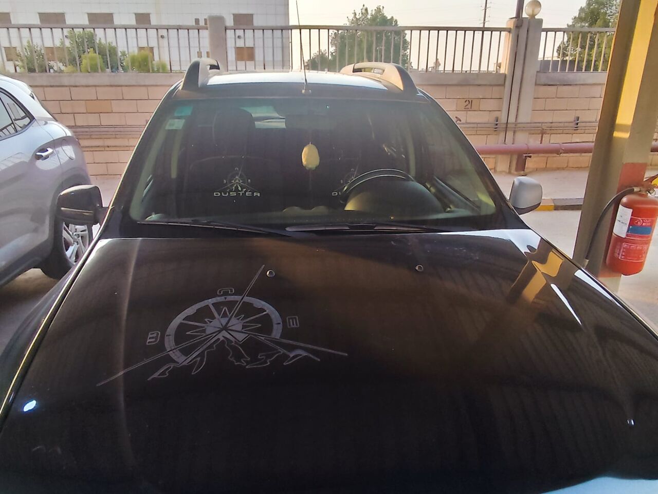 Dammam, Vehicles, Cars & Trucks , SAR 16500,  Renault Duster,  2014,  Automatic,  168000 KM,  Well Maintained Black Duster For Urgent Sale