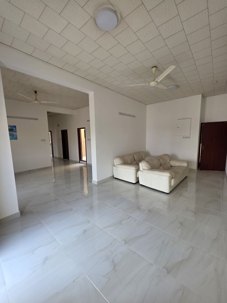 Muharraq, Apartments, Flats, Houses & Villas, BHD 220/month,  2 BR,  Parking ,Balcony - Very Neet Semi Furnished 2 BHK Flat Without Ewa @220/BD In Muharraq
