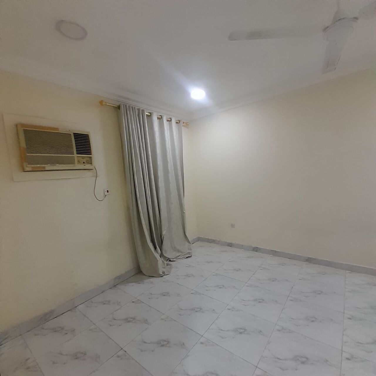 Tubli, Apartments, Flats, Houses & Villas, BHD 160/month,  1 BR,  40 Sq. Meter,  Semi Furnished Flat For Rent At Tubli Near To The Walkaway