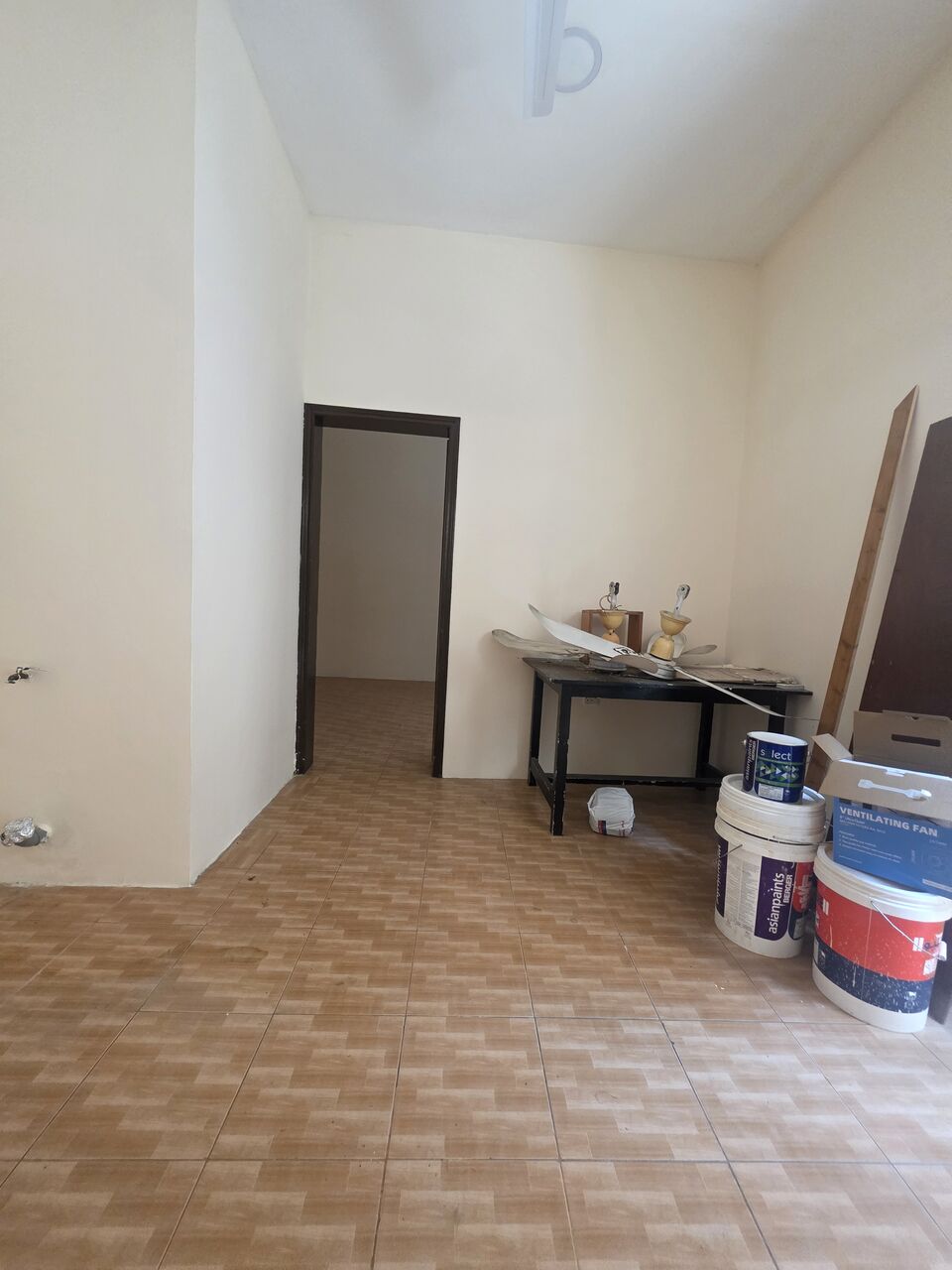 Hoora, Apartments, Flats, Houses & Villas, BHD 100/month,  1 BR,  - Semi Furnished 1 BHK Flat Without Ewa @100/BD In Hoora