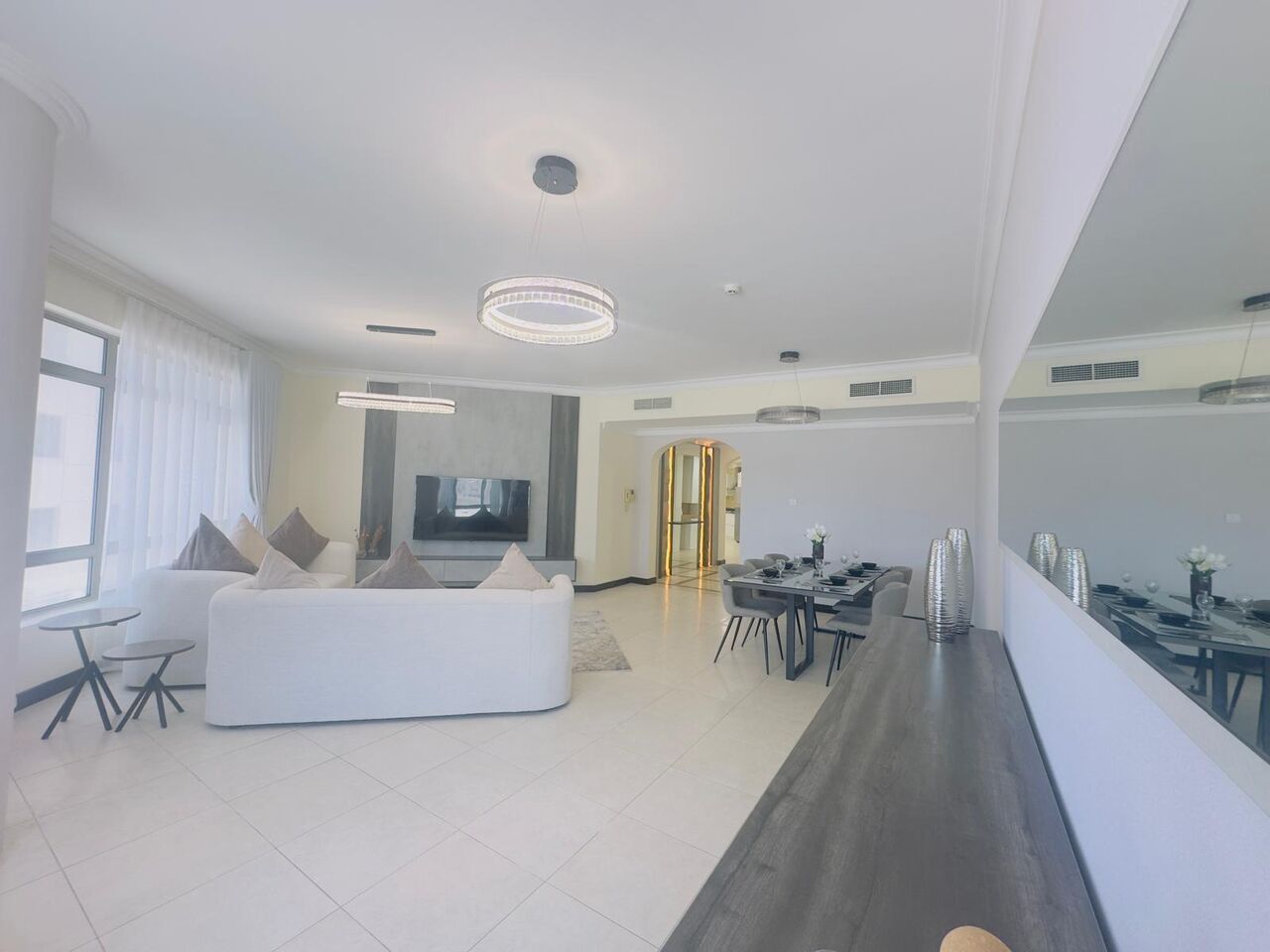 Juffair, Apartments, Flats, Houses & Villas, BHD 550/month,  3 BR,  320 Sq. Meter,  Fully Furnished 3+maids Room