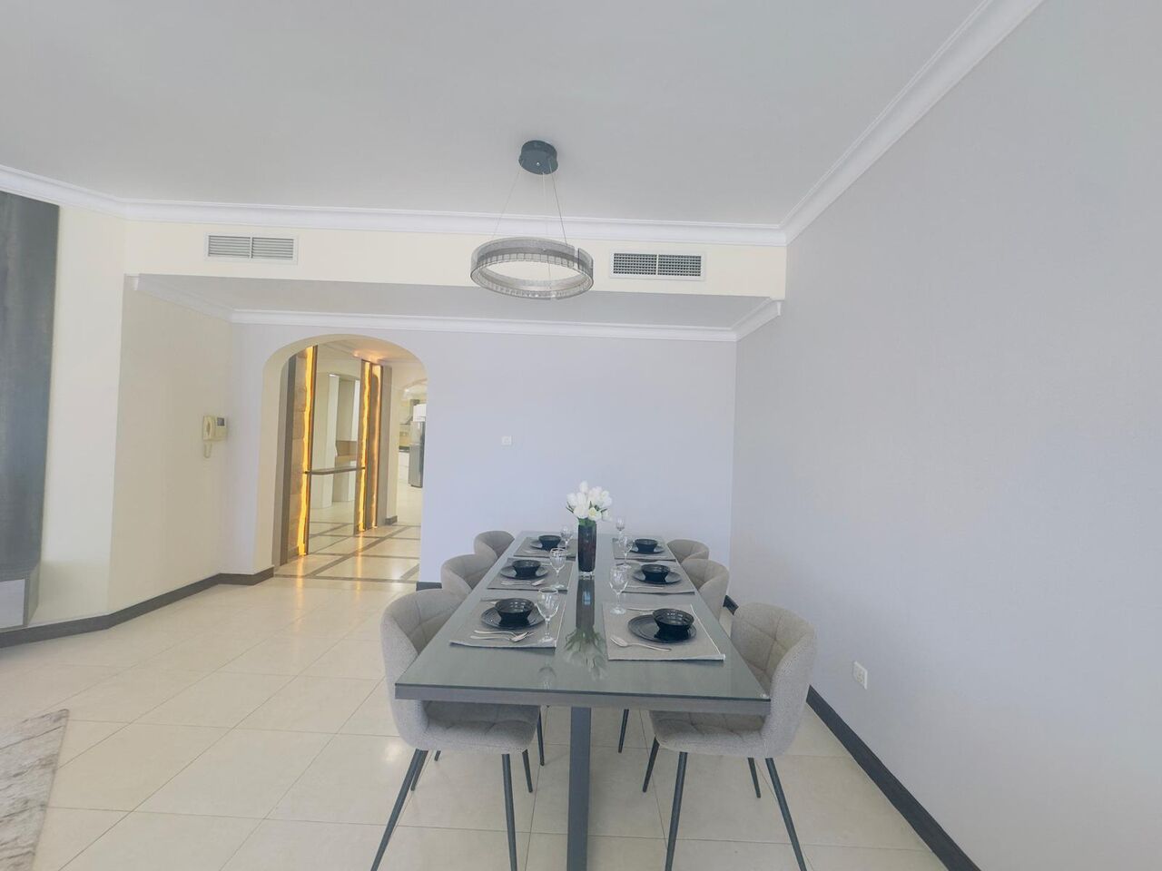 Juffair, Apartments, Flats, Houses & Villas, BHD 550/month,  3 BR,  320 Sq. Meter,  Fully Furnished 3+maids Room