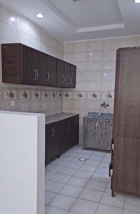 Tuwaiq, Rooms for Rent, SAR 1000/month,  185 Sq. Feet,  SAR 1000/month, I Am Offering A Hall Space, Excluded Electricity.