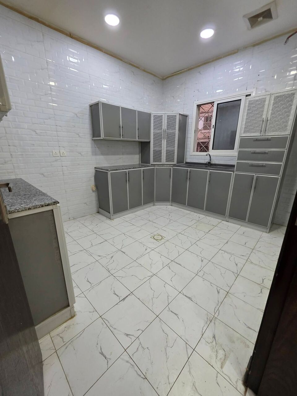 Thuqbah, Apartments, Flats, Houses & Villas, 2 BR,  FAMILY APARTMENT FOR RENT Layout: 2 Bedrooms + Living Room + 2 Bathrooms + Kitchen🏢 Groun