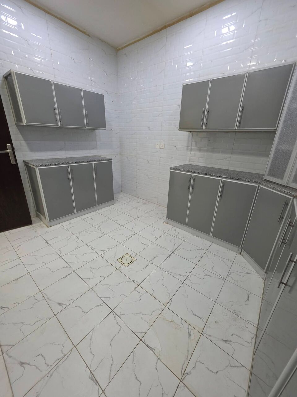 Thuqbah, Apartments, Flats, Houses & Villas, 2 BR,  FAMILY APARTMENT FOR RENT Layout: 2 Bedrooms + Living Room + 2 Bathrooms + Kitchen🏢 Groun
