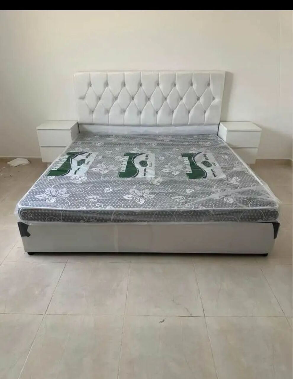 Jeddah, Furniture, SAR 1,  Double Bed With Mattress Available Brand New
