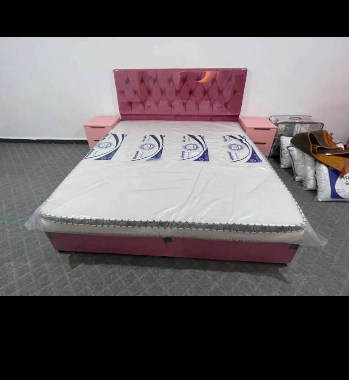 Jeddah, Furniture, SAR 1,  Double Bed With Mattress Available Brand New