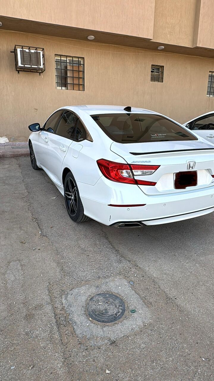 Riyadh, Vehicles, Cars & Trucks , SAR 83500,  Honda Accord,  2021,  Automatic,  84000 KM,   1.5 Sports