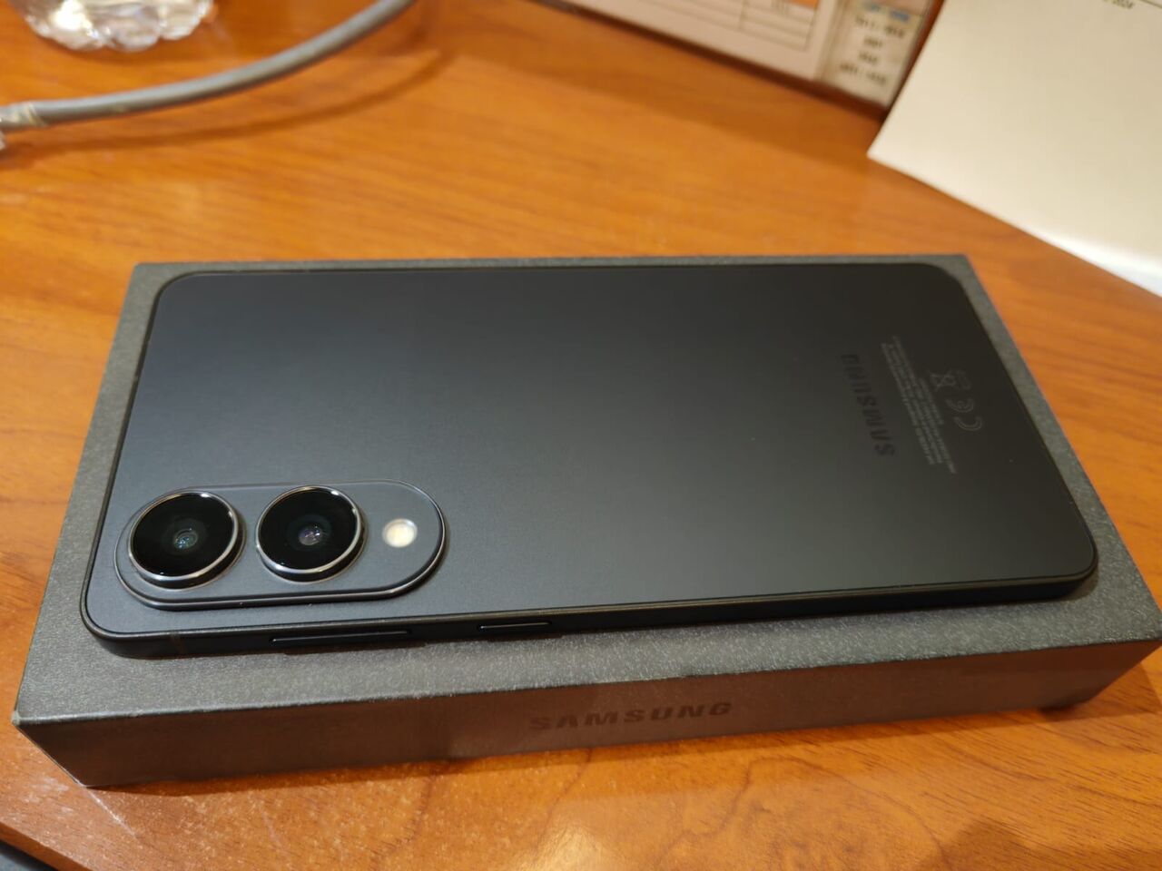 Al Sulaymaniyyah, Mobile Phones, SAR 2000,  Samsung S25 Edge (256GB) Titanium Jetblack