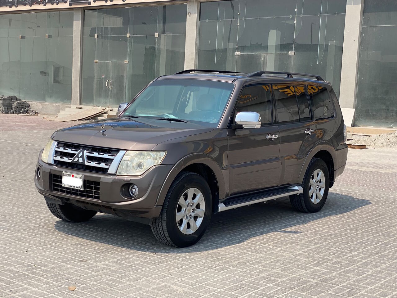 Manama, Vehicles, Cars & Trucks , BHD 3400,  Mitsubishi Pajero GLS,  2013,  Automatic,  138000 KM,    (Brown)