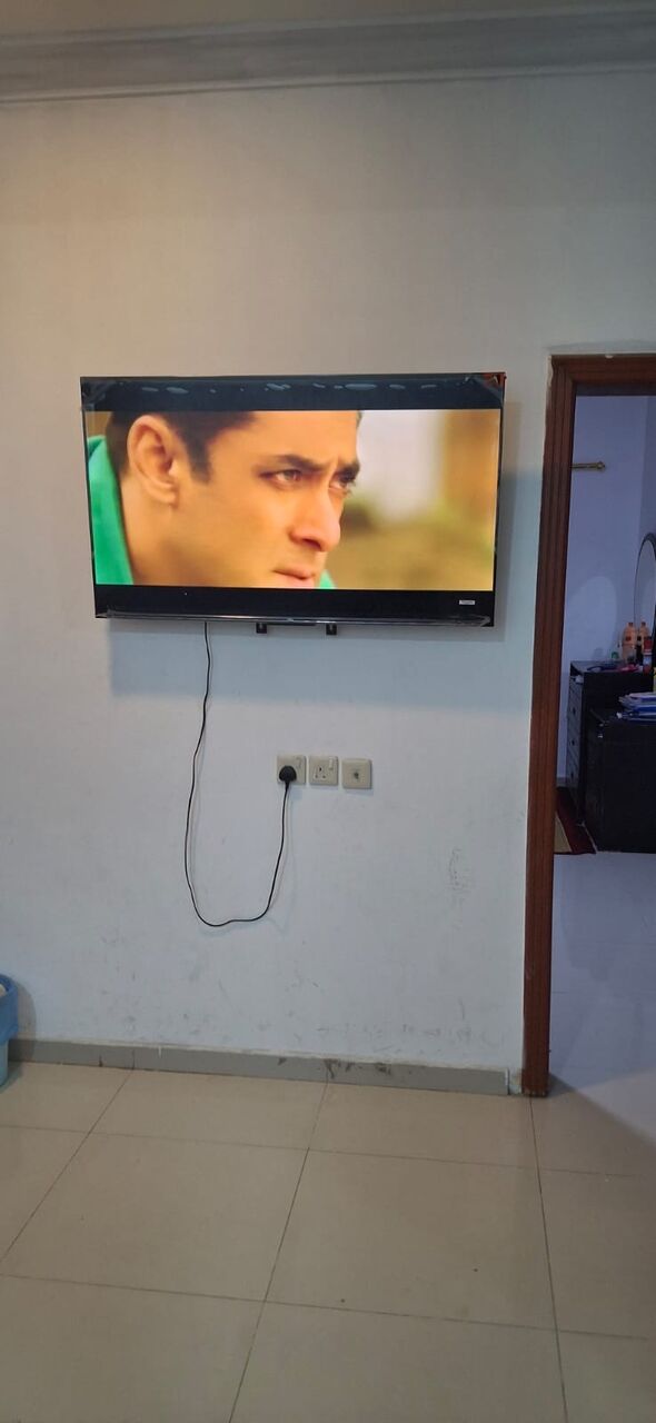 Khobar, Household Items, SAR 800,  Android TCL LCD 50 Inches 4KHDR TV