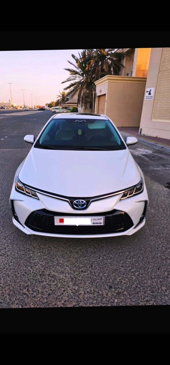 Manama, Vehicles, Cars & Trucks , BHD 7300,  Toyota Corolla LE Hybrid,  2024,  Automatic,  32000 KM,  Toyota Corolla Hybrid 1.8L