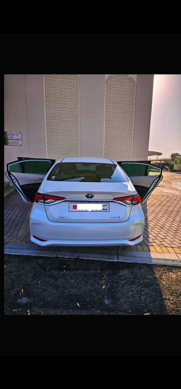 Manama, Vehicles, Cars & Trucks , BHD 7300,  Toyota Corolla LE Hybrid,  2024,  Automatic,  32000 KM,  Toyota Corolla Hybrid 1.8L