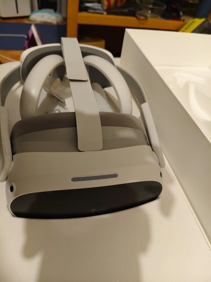Riyadh, Video Games, SAR 1100,  PICO 4 All-in-One VR Headset 128GB