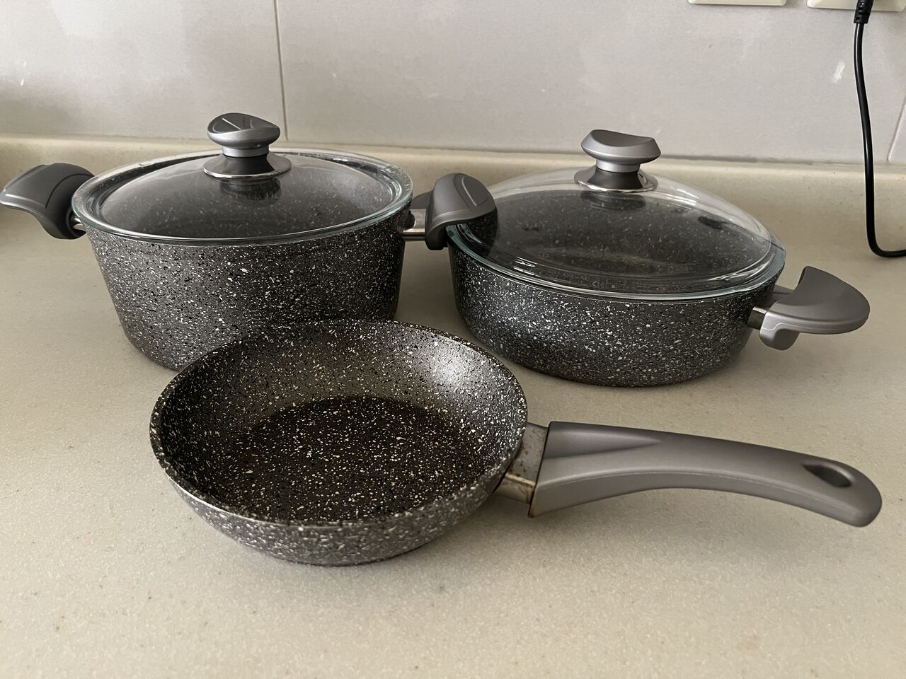 Dammam, Household Items, SAR 120,  OMS Pots (grey Granite)