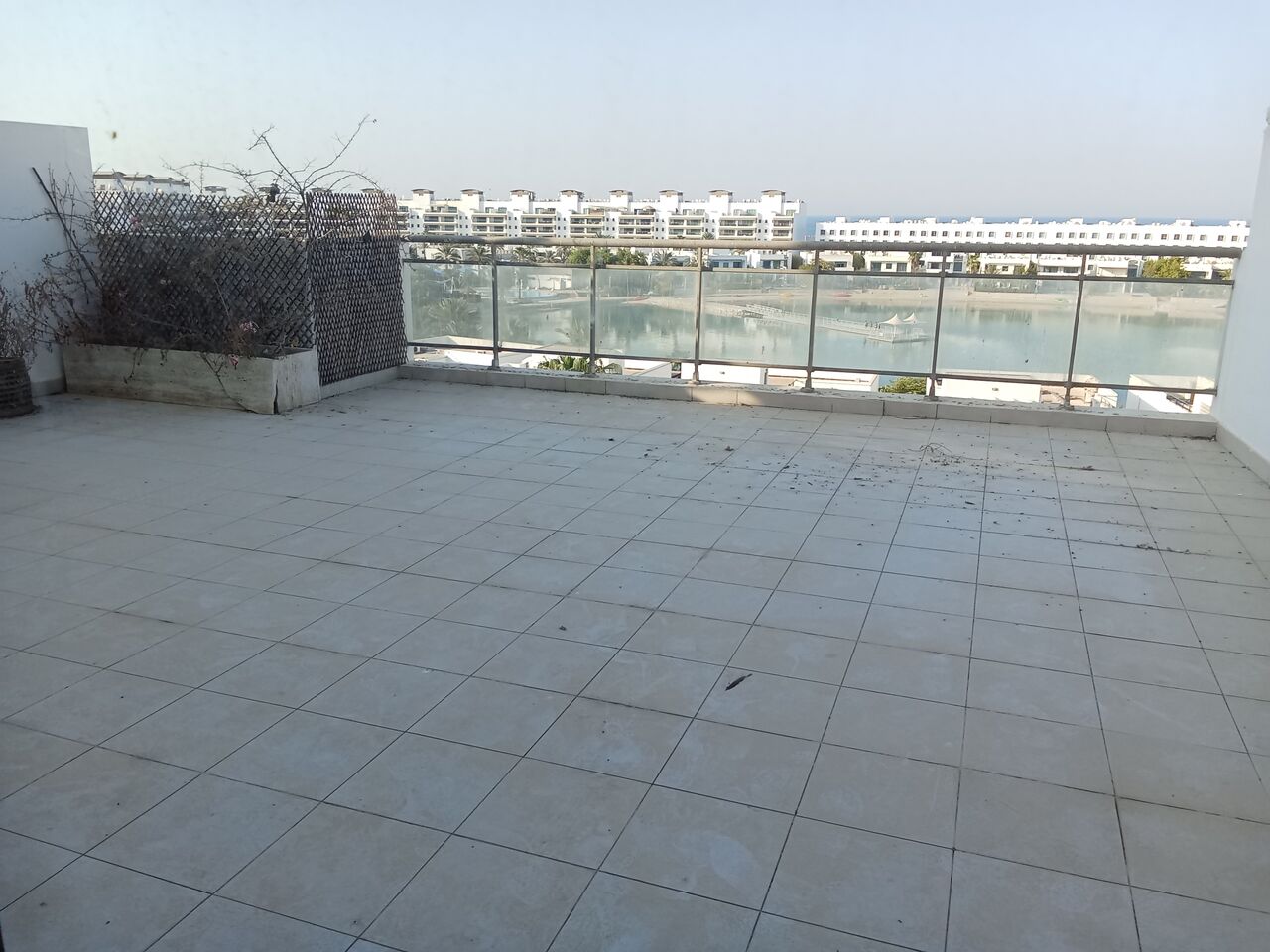 Tala Island, Villas, BHD 850,  Luxurious 3 BR S/F Duplex Penthouse For Rent At Amwaj Islands