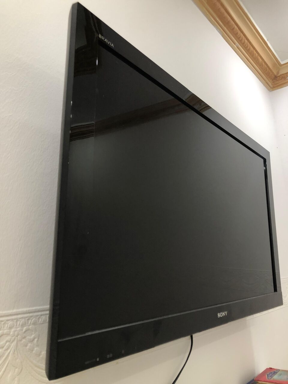 Naseem, Electronics, SAR 500,  For Sale: Sony Bravia KLV-40BX400 (Serial: 2716049) &ndash; 40&Prime; Full HD LCD TV