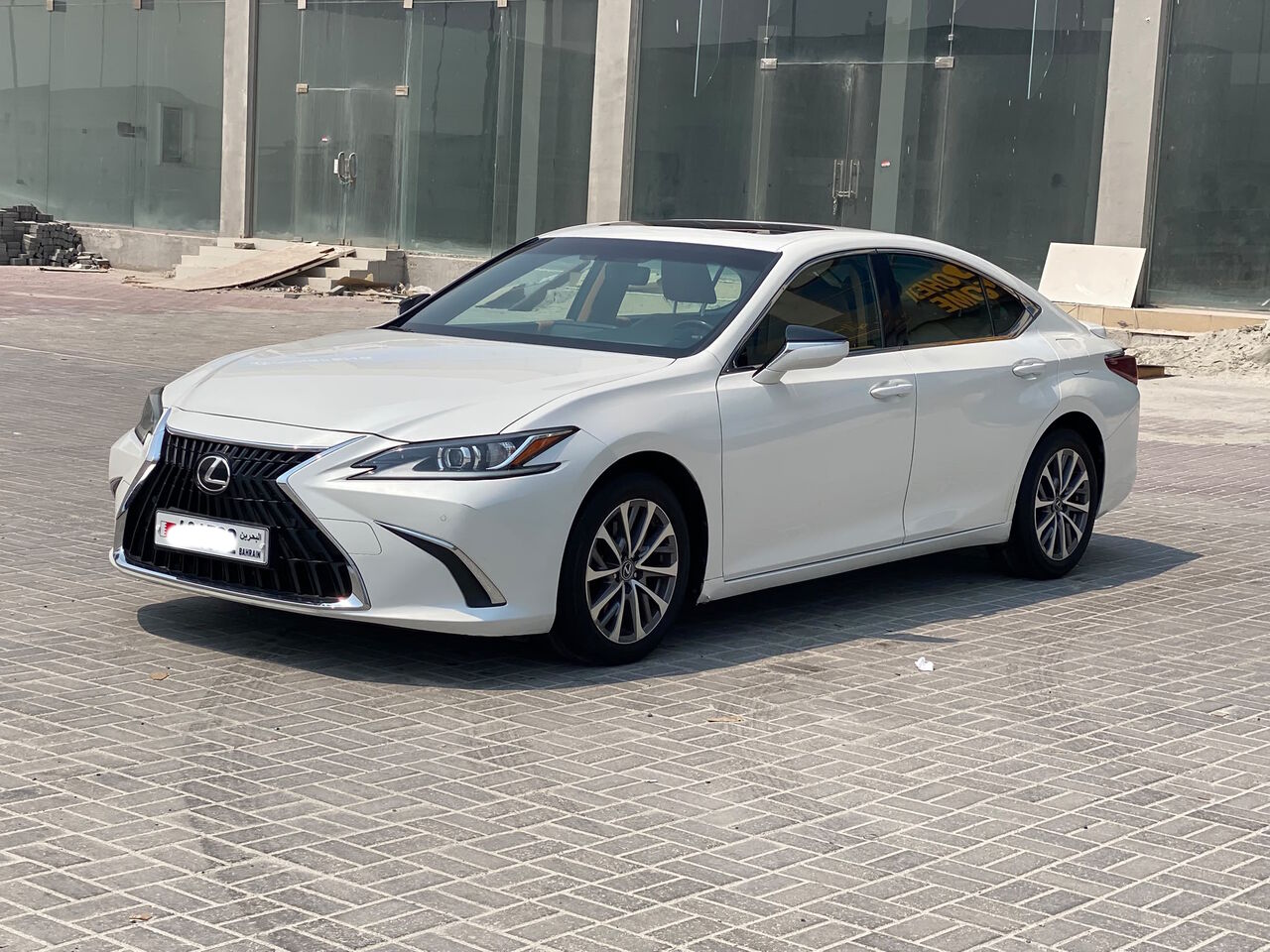 Manama, Vehicles, Cars & Trucks , BHD 15900,  Lexus ES-300h,  2023,  Automatic,  121300 KM,    (White)