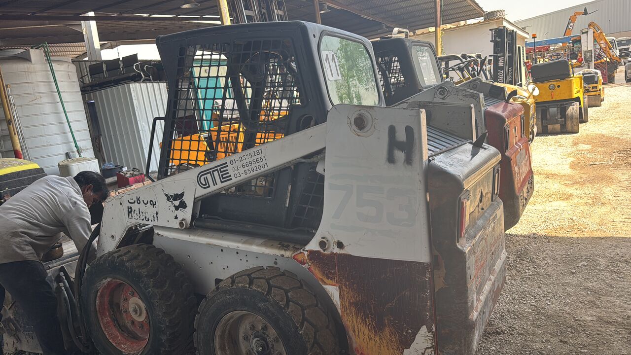 Riyadh, Jobs, Skid Loader - Bobcat Operator- سائق بوبكات